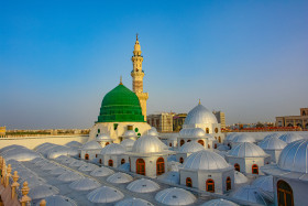 Close range Beautiful shots of Green Dome of Masjidd al Nabawi